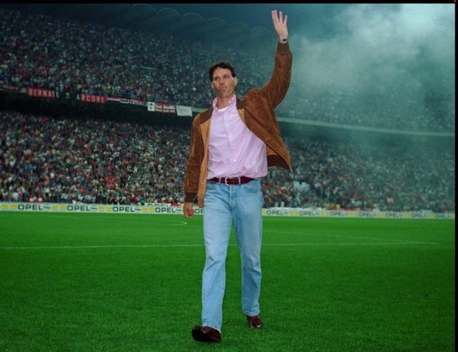 "He had no weak points – he was completely two-footed, and he was strong with his head, but he didn’t just score goals, he also created many, many assists. It is a shame that he stopped playing at such a young age."