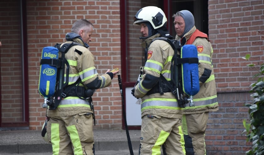 Appartement in Soest afgesloten na gaslucht [SOEST] Politie en brandweer hebben dinsdagmorgen de bewoners van Het Oude Raadhuis uit huis gehaald in verband met een sterke gaslucht.