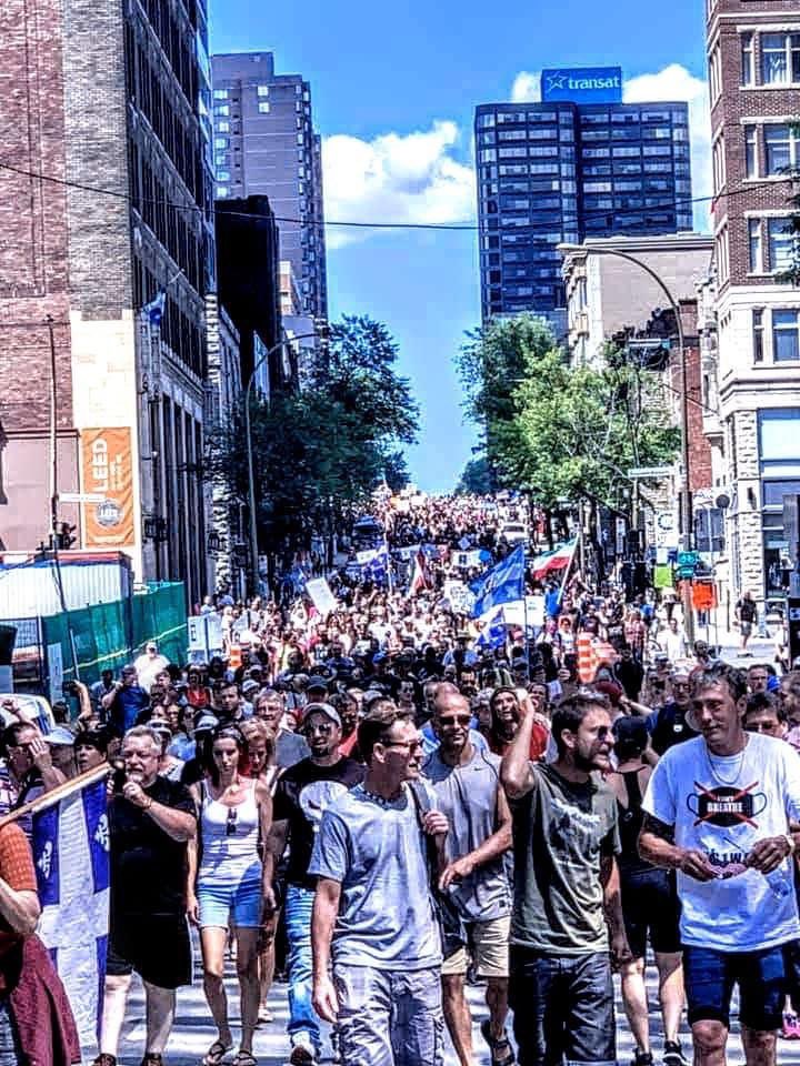 8 août - Manifestation à Montréal contre les mesures sanitaires imposées. #COVID19  #ManifestationCovid19  #Colère