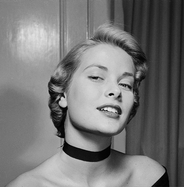 jatustein's tweet photo. #GraceKelly #c1949 #photography https://t.co/5MIzyjq2MZ
