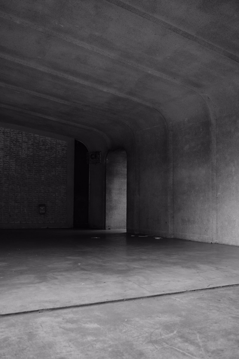 1themexthem's tweet photo. 今週のテーマ「シルエット」

火曜担当 nm
#photography https://t.co/aGnC2szxlw