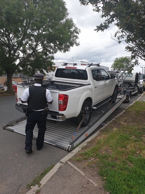 MPSSouthRuislip's tweet photo. Vehicle stopped for touting for workers, checks revealed that the vehicle was not insured! Vehicle seized and the driver was dealt with accordingly! #SaferStreets #CrimePrevention #StopTouting #InsureYourVehicle https://t.co/Je8LPWiHVx