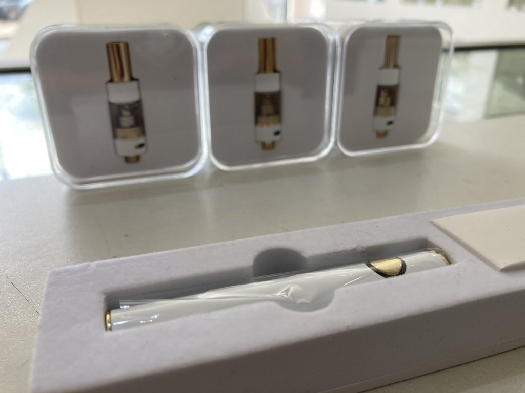 CBD cart with vape now £25

Oooooo wee! 

#balancesheffield #420 #highsociety #cbd #weedlife #dank #lifestyle #cannabis #hightimes