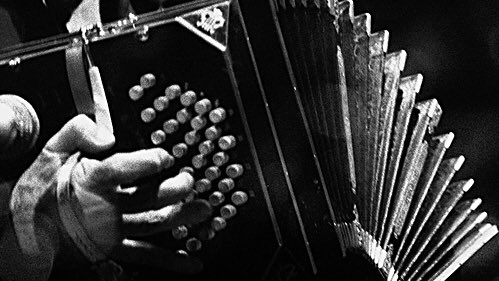 Going back to the Tango - one of its distinctive features is the bandoneon which is commonly found in many tracks & which is often used to distinguish it.However, it didn’t feature at all on The Dance. But P has previously used something similar to it, the Accordion.