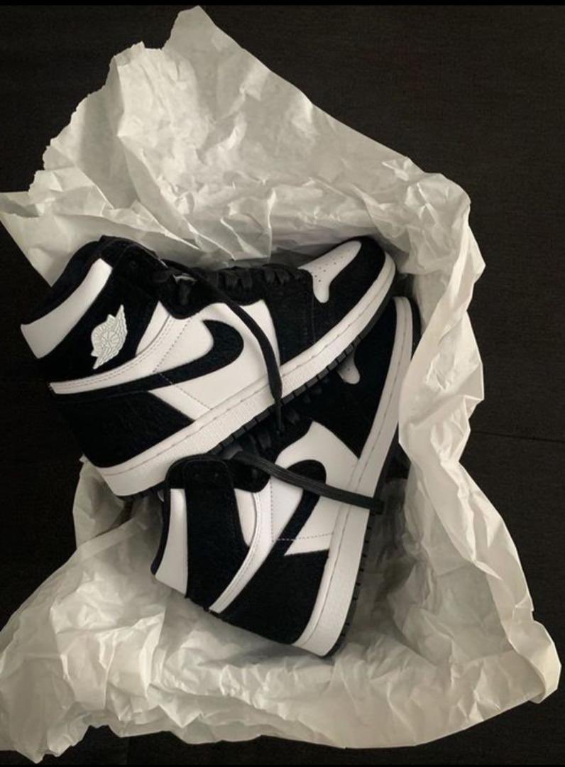 Sadikh_Shoes's tweet photo. Tay dh nii lalen di nouyo ay Jordan 1🎊💫🙏🏻 https://t.co/l8QXYoa3Rs