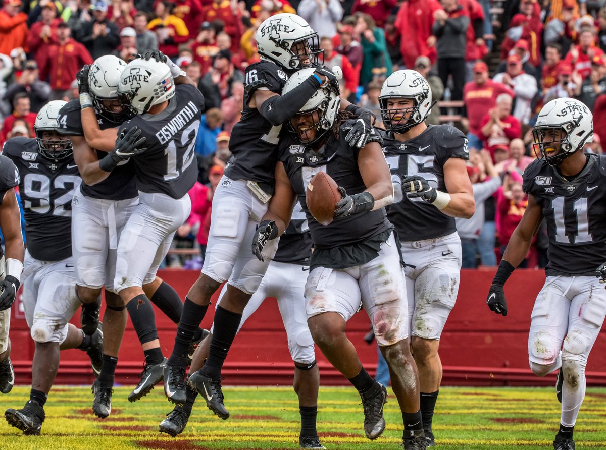 CycloneATH's tweet photo. 25 DAYS UNTIL FOOTBALL 🗣 https://t.co/4qwEgVlrOC