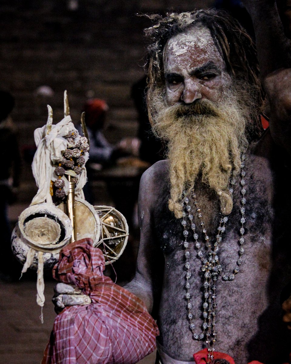 ApurvPorandwar's tweet photo. Shambhoo !
•
#apurvphotography
#aghoribaba #photographer #kashi #indianphotography #photographerofindia #potraitsofindia #colorfulindia https://t.co/pBq9u0AqV2