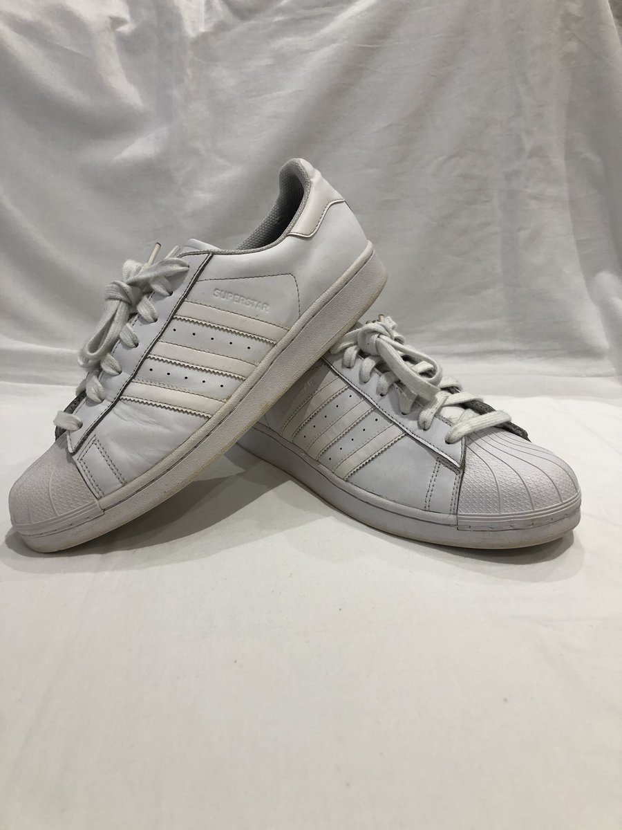 Creptify's tweet photo. Giving some love to these worn  Adidas super stars! Before and after of the cleaning process #creptify #Adidas #superstar #white #sneakercleaning #sneakercleaner #freshcreps https://t.co/oXcMb35juC