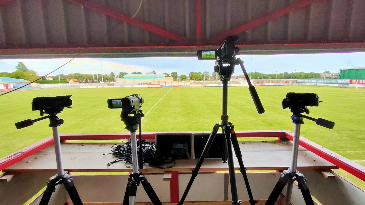 TYPLiveuk's tweet photo. Getting ready for @BridTownAFC v @north_ferribyfc at half 7. Live only in the clubhouse tonight but be available online to watch after 🙌.
Usual places:
Facebook
YouTube
Twitch
TYPLive Website
#LetFansIn
#TYPLive
#TYPLiveFootball https://t.co/LjGsSSOAbu