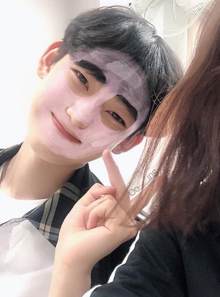 SAUDI_ENHYPEN's tweet image. 20.08.17 || صور 🌟

صور قبل الترسيم لعزيزنا سونوو

 #ILAND_EP7
#ILAND #ILANDxBTS 
#I_LAND #SUNOO #김선우 #아이랜드

- J 

@mnetiland @MnetKR