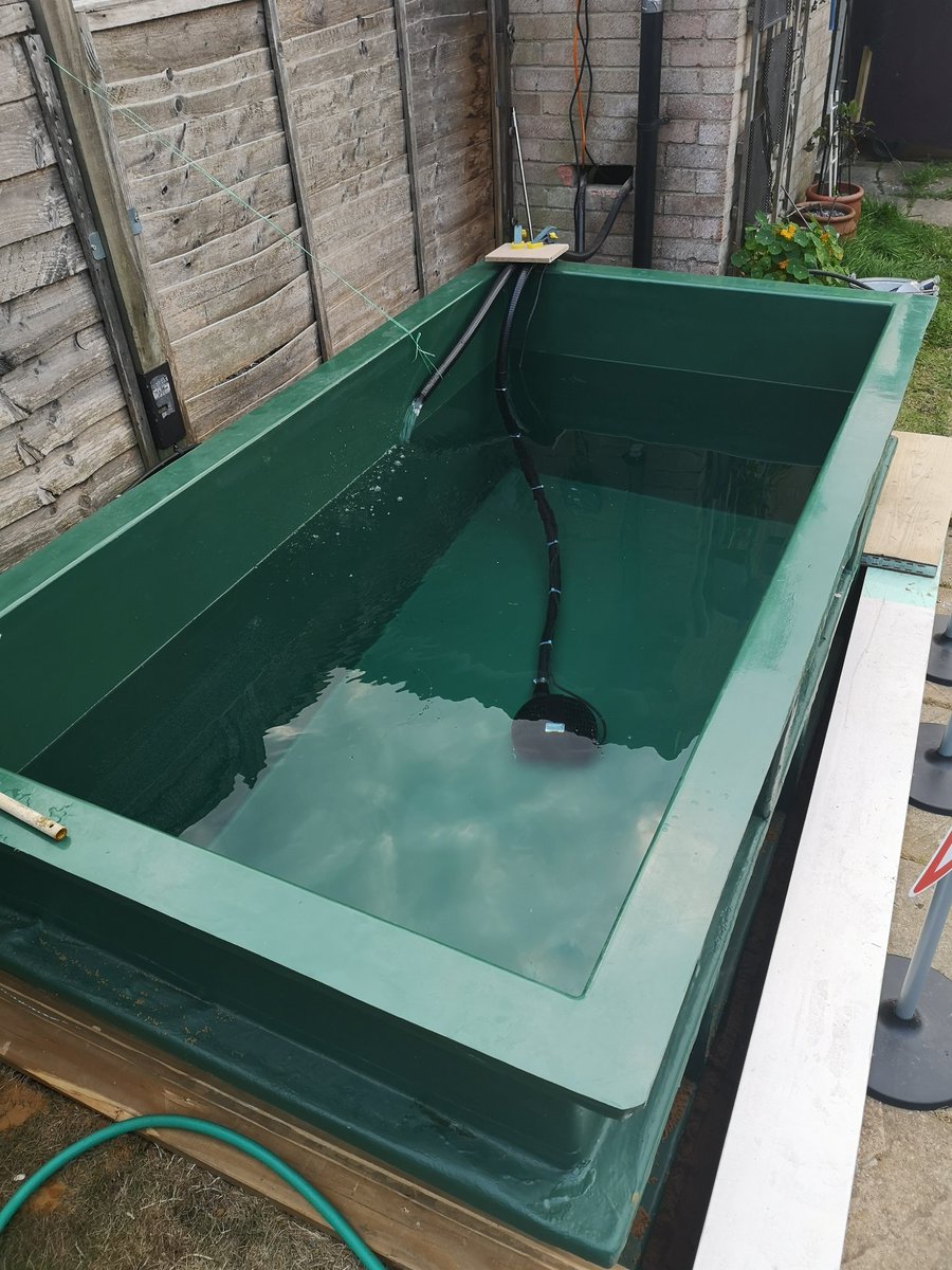 Mepster_UK's tweet photo. @DenbyKoi it's in the ground.. Up and running pump n filter.. Waiting on fish.. 😁😁😁 https://t.co/3fc5qWm1aq