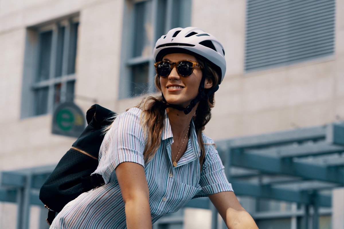 BikeCityGdl's tweet photo. Si hablamos de algo moderno e innovador, nos referimos al ALIGN II 
Todo el estilo y la comodidad al alcance de todos con este casco con tecnología MIPS.

Es el casco que esperabas. https://t.co/Jz7OPdWCn8