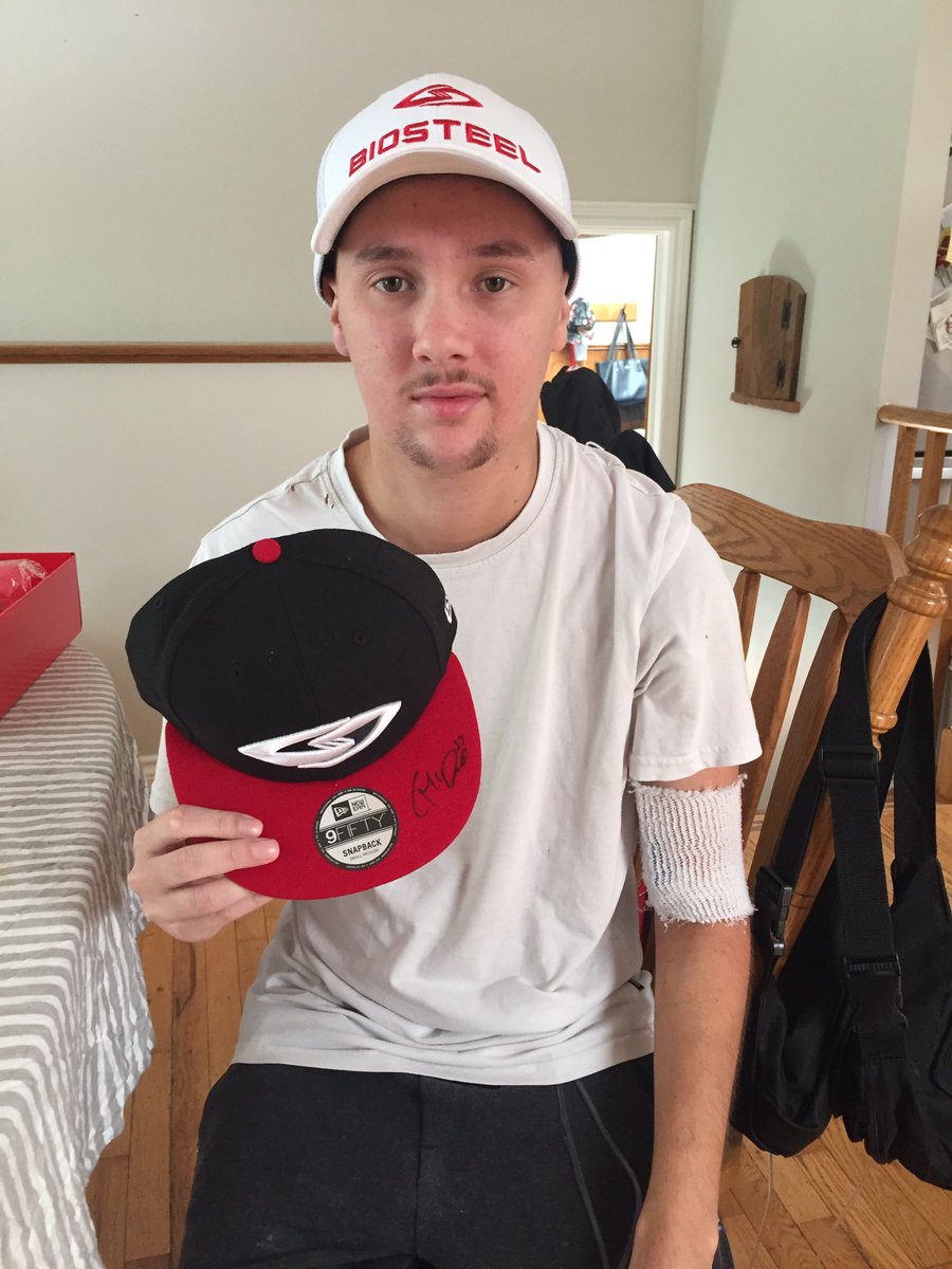 Justin_Rogers09's tweet photo. Stud move by Mike Cammalleri @cammy1 to hook up Tyler @tylerboy19 with an @cmmcdavid Connor McDavid autograph hat and swag to keep his inspiration and spirits fighting through his battle.  Class act all the way! https://t.co/u3vzZwQCEj