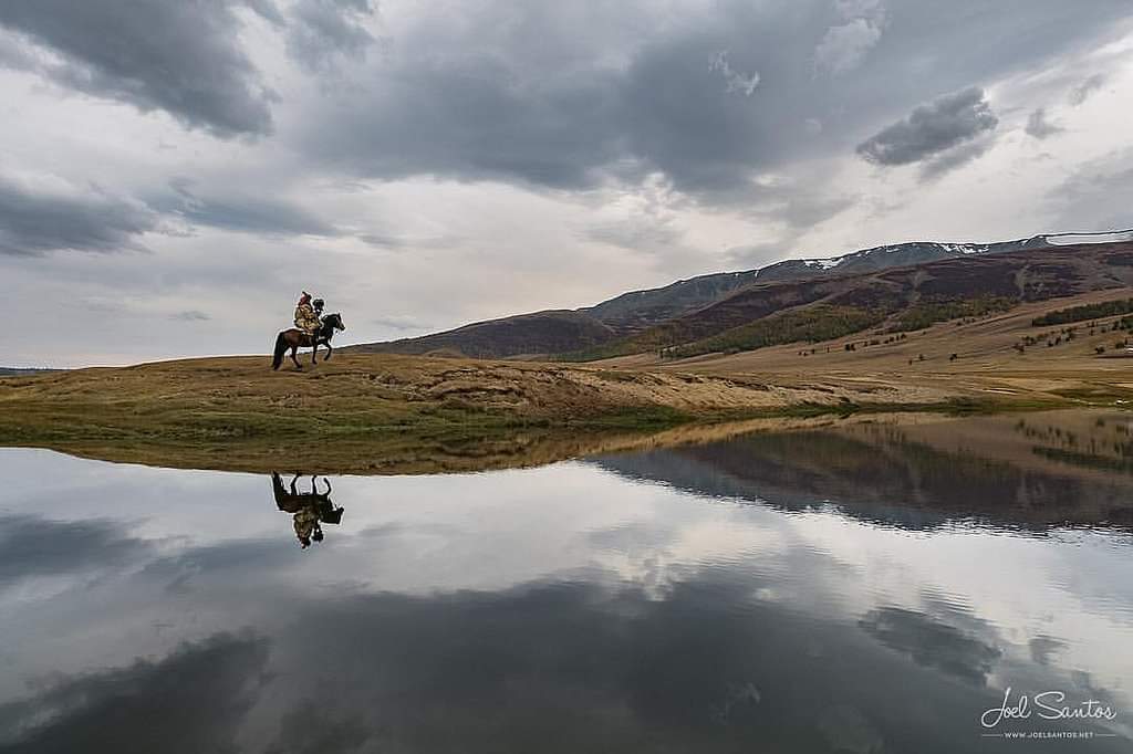 considering these are the 400 or so peoples who have kept the tradition of eagle falconry alive.In other words, these amazing nomads capture, train, and hunt with golden eagles… and yes, that’s exactly as hardcore as it sounds.