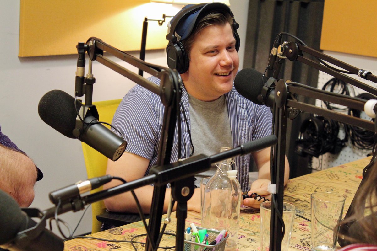 improv4humans's tweet photo. Don't miss the latest improv4humans: @MattBesser is joined by a panel of anti-maskers @MrChadCarter @seanconroy @TheLisaGilroy plus Smash Mouth frontman Steve Harwell @kennygstevenson! #AntiMaskerProblems #covid #WearADamnMask
Listen to it here: https://t.co/fY4zG7rbwm https://t.co/H8jQpJ1aOX