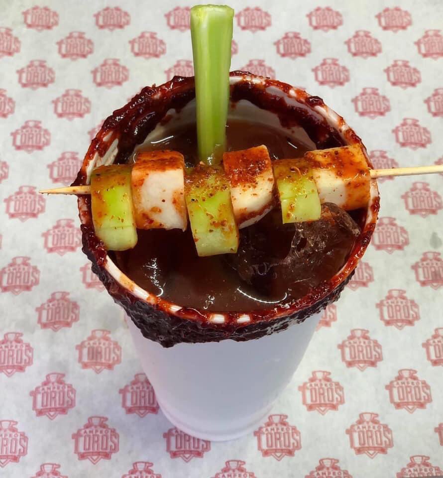 torosautocinema's tweet photo. ¿Ya probaron la comida de @torosautocinema ?  🍟🌭🥤🍿🤤                                  #tijuana #food #combo #autocinema #hotdog #palomitas #nachos #alitas #nieve #clamato https://t.co/MjjCKrKFFq