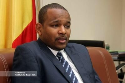 lsiafrica's tweet photo. 🔴#ALERTE #Mali🇲🇱: les choses s'accélèrent à #Bamako. Une source au sein de l'armée nous annonce l'arrestation du Premier ministre Boubou Cissé et de Karim Keita, fils du président malien. https://t.co/TDhqAnm6ST