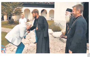 EftH-qOWoAYIkv6?format=jpg&name=360x360