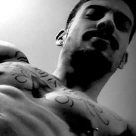 RoneyUnterwegs's tweet photo. Call me baby,... 

singing #lovesong #datinggame #wirbleibenzuhause #ichbleibezuhause #gaya #gaymen #menilike #gaystagram #assafeaspossible #gayworld #gaymoment #menilike #guygay #selfie #gaysnap https://t.co/axNqinS9RZ