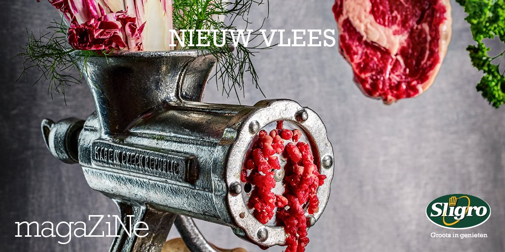 sligro's tweet photo. Heb jij al een exemplaar van magaZiNe? Deze editie staat volledig in het teken van Nieuw vlees. Haal jouw exemplaar op in een van onze vestigingen of kijk online: https://t.co/QKDFU8wLZA #nieuwvlees #magaZiNe #sligro https://t.co/XBdnT60DaT
