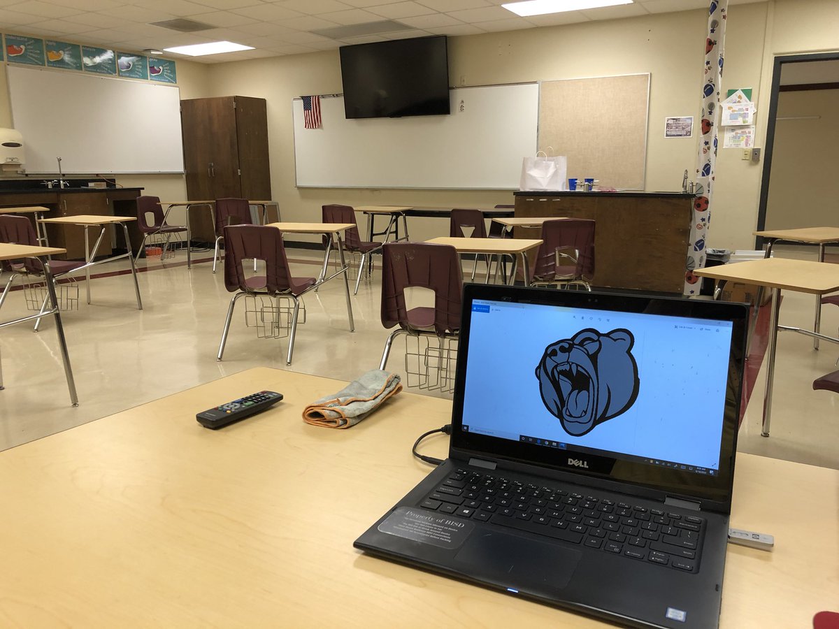 MrCoachBain's tweet image. Year 17 is about to get started. Year 14 back @BastropHigh. Zoom meetings for each class period until lunch. #backathome