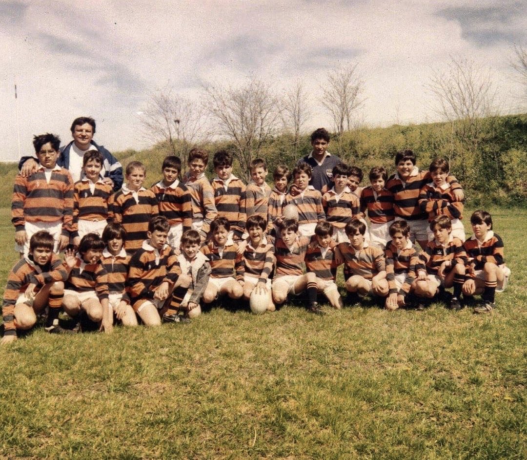 #OlivosEnElRecuerdo M10 Camada ‘84. Gira Rosario 1994

Entrenadores: Jorge Vera y Pablo Heredia.