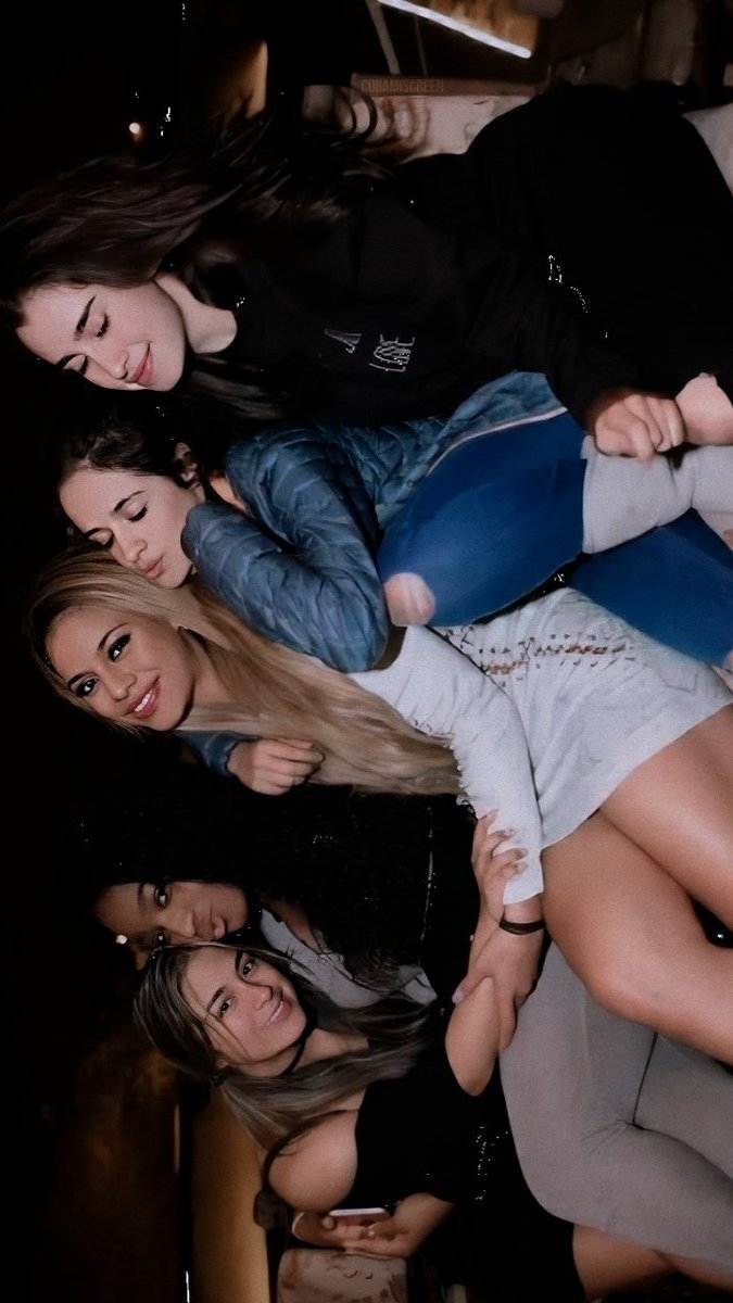 cubamiscreen's tweet photo. ★ fifth harmony lockscreens

★ liberada
★ fav se fostar
★ Rt se salvar

— deve seguir o projeto, postar print se usar, não repassar as lockscreens, seguir todas as regras. 

— sol https://t.co/Ei1TOsWnXy