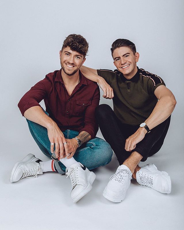 'In conversation with' is always an interesting section of the magazine. For issue 21 <a href="/_mrcarrington/">Iwan | Mr Carrington</a> and <a href="/LukeCatleugh/">Luke Catleugh</a> were given various topics to discuss, from comparison traps to collaborating with brands. 

buff.ly/2DTob1g
Photo by @fordtography