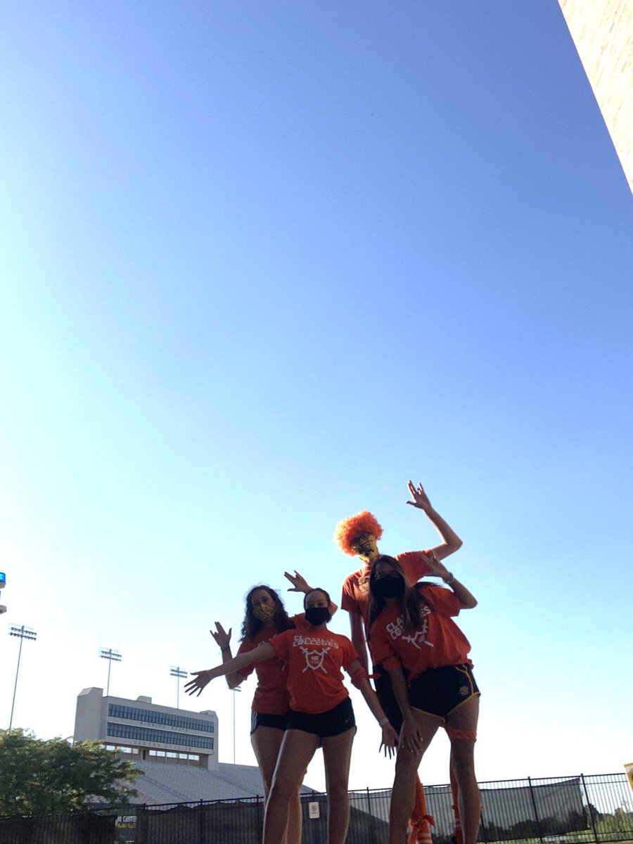 TMJennaF's tweet photo. Happy Tuesday Shocks!! I hope all your first days of classes went really well. Make sure to wear your masks, practice social distancing, &amp; make the most of being back on campus! Don’t forget that Clash of the Colleges is this Friday! We TMs are ready!
#VirtualVictors #CrushClash https://t.co/U4F6Fl9clU