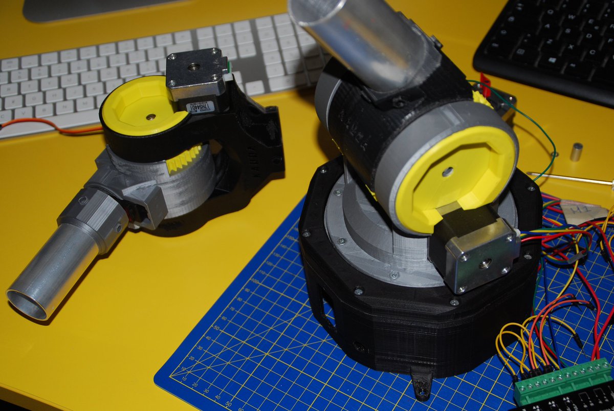 GiovanniLerda's tweet image. Test days 👷

✅ OFFICIAL WEBSITE:lerdagiovanni.wixsite.com/kauda

🤖 Instructables: instructables.com/id/KAUDA-Robot…

#KAUDA #RoboticArm #Robotics #DIY #Robot #Instructables #Arduino #electronics