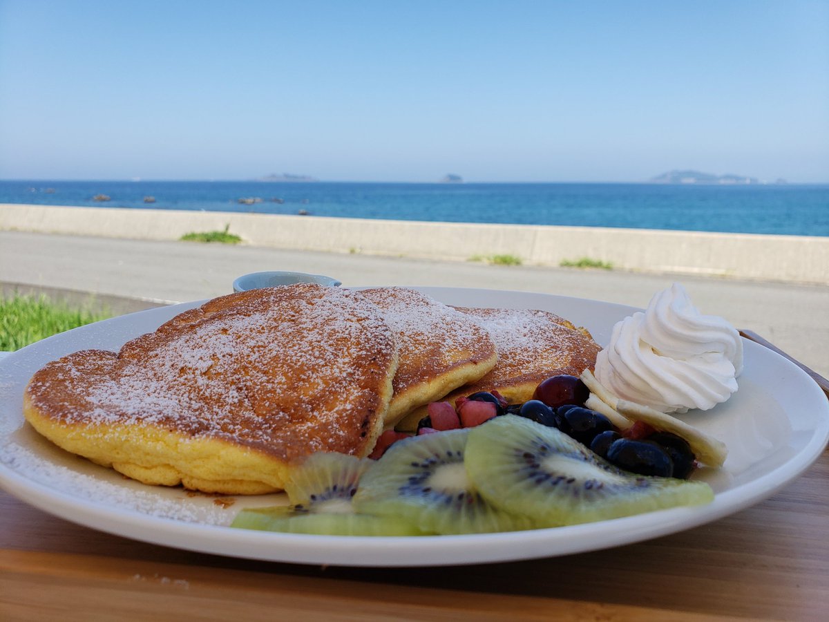 長崎まちねた ここは長崎のハワイかも Cafe Mohala オープン 海を眺めながら ハンバーガーや パンケーキなどが楽しめる Cafe Mohala さんが長崎市に8月20日オープン ハワイのビーチにあるオープンカフェテラスのような解放感の 長崎まちねた ここは長崎のハワイかも Cafe Mohala オープン 海を眺めながら ハンバーガーや パンケーキなどが楽しめる Cafe Mohala さんが長崎市に8月20日オープン ハワイのビーチにあるオープンカフェテラスのような解放感の