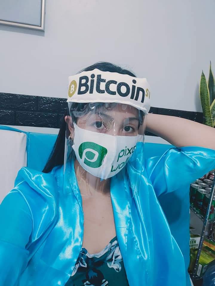 MrsG_MC's tweet photo. My own made faceshield thank you to mr @YobitsVision  for giving us alot of fabric cuts stickers 😊 i can put to anything that has fabrics.  Required in the Ph🇵🇭 at work and all public transportation 😷😷😷😷 
@PixelWallet https://t.co/MkfYtCSu8n