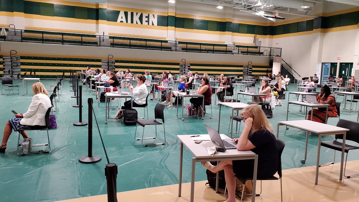 ACPSD 2nd and 3rd grade virtual teachers preparing to meet the needs of their students. #OneTeam