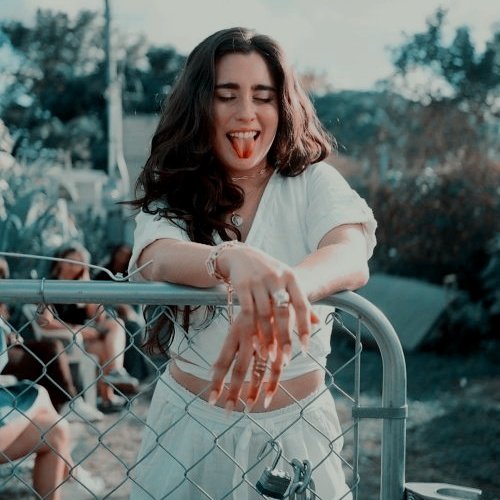 cubamiscreen's tweet photo. icons lauren jauregui 

◎ fav se gostar
◎ rt se salvar 
◎ créditos se usar 

— sol https://t.co/QW8HNsgJ89
