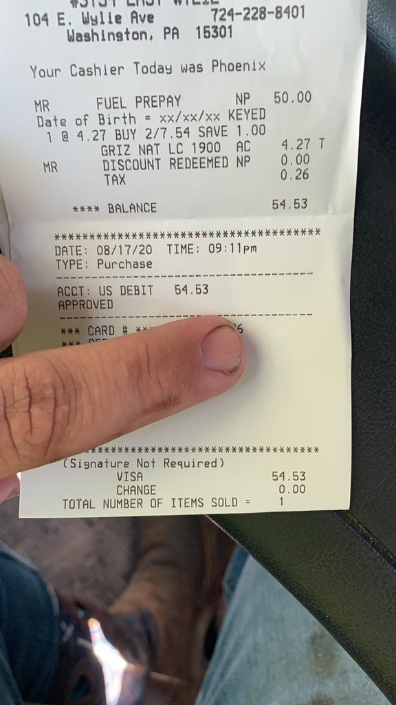 CashmasterAlph3's tweet photo. It takes a lot of money to fill up Daddy’s truck with fuel, why don’t you cashfags reimburse me! https://t.co/4FYjGRSunV