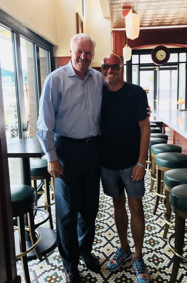 Thought I’d start your day off with a picture of a Twitter superstar and UK/ NBA Legend. And that’s <a href="/RexChapman/">Rex Chapman🏇🏼</a> to my right😎😂👌💰