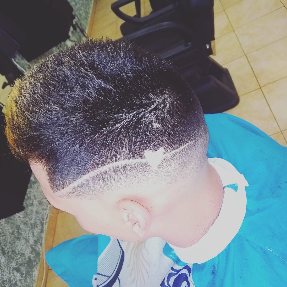 tu_barberia's tweet photo. Abrimos de 10:00 a 14:00 &amp; de 16:00 a 20:00 Pide tu cita al: ☎️631314860 Te esperamos!!!(Imprescindible venir con mascarilla) 💇🏻‍♂️💈#TuBarberia #BarberShop #Xirivella #Valencia #CortesDePelo #Fade #BarberiaXirivella https://t.co/67goggC4Ir