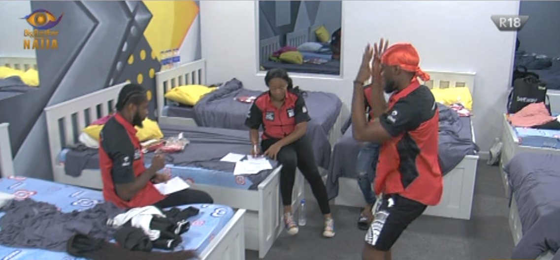 BBNaija's tweet photo. Reply with the image of your team.

#BBNaija #BBLiveBlog
https://t.co/CCARgxFnr8
Brought to you by @AirtelNigeria . https://t.co/ijmufu8wmj