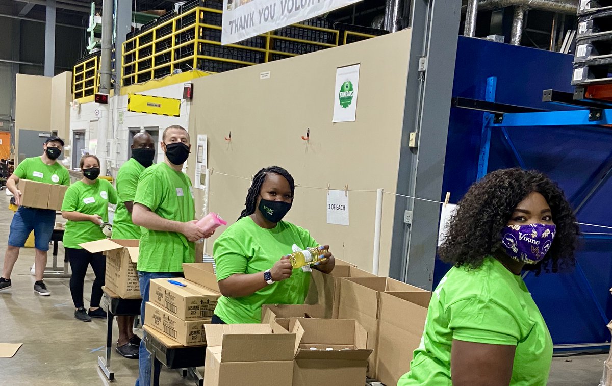 ecmcgroup's tweet photo. Last week, #ECMCGroup employees helped pack boxes of food at @thefoodgroupmn. Thank you to all who volunteered their time to give back to our community! #ECMCGroupCares https://t.co/EgbfQU9DZM