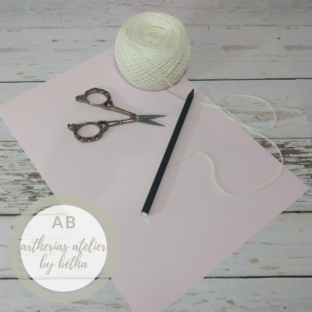 by_betha's tweet photo. 🎀ARTHERIAS ATELIER BY BETHA 🎀

DIA... COM ARTHERIAS !!!🙅‍♀️🧶

"Sorte é isto. Merecer e ter."

Guimarães Rosa

Imagem Autoral | ARTHERIAS ATELIER BY BETHA
#crochet #amigurumi https://t.co/2W1EXMq9PM