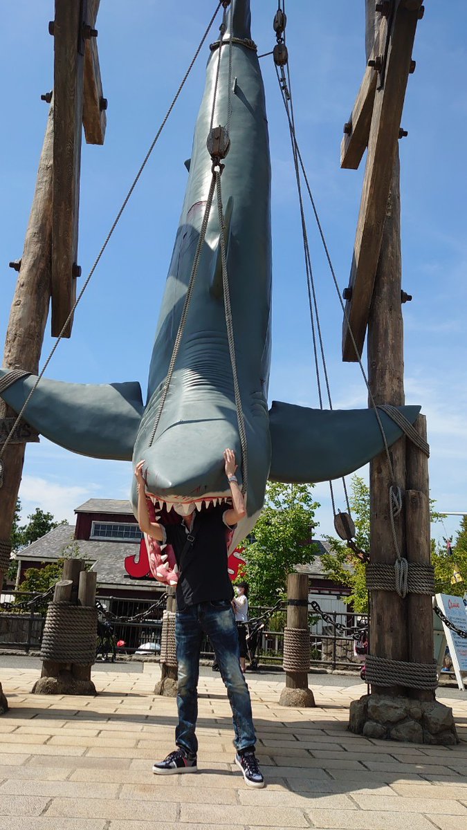 自由気ままなつぶやき 久々のユニバ フライングダイナソーが5分から10分待ちだったので5回乗ったった 体が軋む はしゃぎすぎた ユニバ Usj ユニバーサルスタジオジャパン