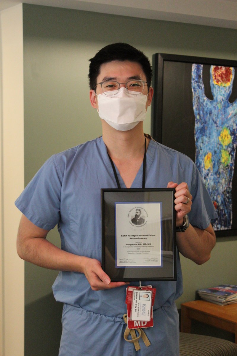 BU Radiology (@buradiology) on Twitter photo Congratulations on Dr. Donghoon Shin for receiving the #RSNA Roentgen Resident/Fellow Research Award 2020. You've been an outstanding resident who have advanced radiologic research.
#radres #radiology #research
<a href="/RSNA/">RSNA</a> <a href="/The_BMC/">Boston Medical Center</a> <a href="/BUMedicine/">Boston U Chobanian & Avedisian School of Medicine</a> Congratulations on Dr. Donghoon Shin for receiving the #RSNA Roentgen Resident/Fellow Research Award 2020. You've been an outstanding resident who have advanced radiologic research.
#radres #radiology #research
<a href="/RSNA/">RSNA</a> <a href="/The_BMC/">Boston Medical Center</a> <a href="/BUMedicine/">Boston U Chobanian & Avedisian School of Medicine</a>