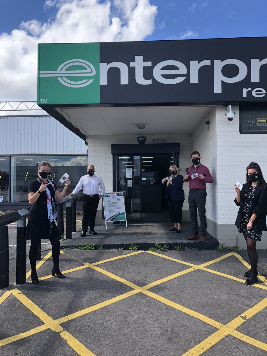 Niamh123123's tweet photo. Team Risk and VR boot to boot training at U2H4 this afternoon #safetyfirst #cleancarpledge #U2SW https://t.co/0dg31CGykB