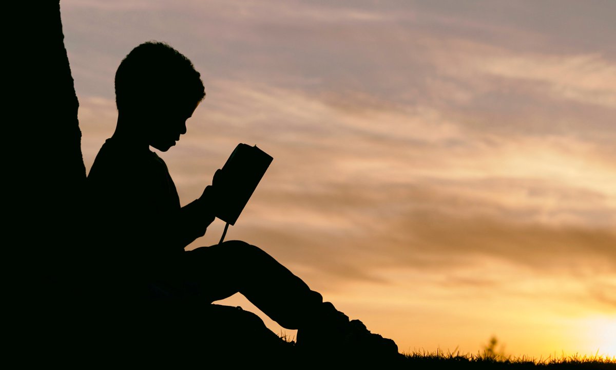 علم بغير أمانة شر من الجهل، وذكاء لايصاحبه صدق اللهجة نكبة على العقل.

دائما في حياتك إسعى الى الإهتمام بمرضاك وتقديم المشورى لهم و تجديد ثقافتك العلمية لتبقى على إطلاع بالمحدثات.