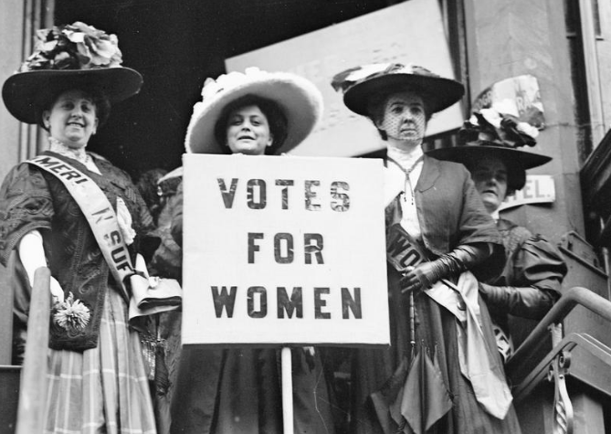 BDebodine's tweet photo. Today is #19thAmendmentDay On August 18, 1920 the 19th Amendment to the U.S. Constitution, guaranteeing women the right to vote, was ratified by Tennessee giving it 2/3 majority of the state ratification necessary to make it the law of the land. The law took effect 8 days later. https://t.co/Rg9QYSbo9x