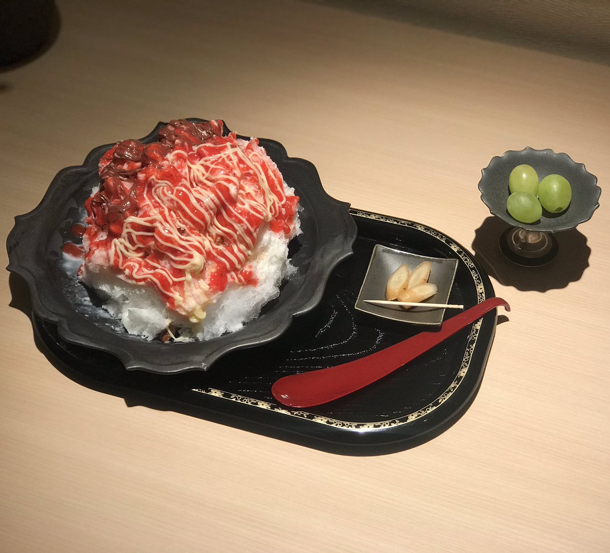 Uzivatel 氷ゆきとなつ Na Twitteru 今週末 8月22日 土 営業時間 10 00 16 00 御来店 お待ちしております 写真は去年の物になります かき氷 新宿かき氷 新宿 新宿3丁目 新宿スイーツ スイーツ 新宿カフェ カフェ スイーツ氷 かき氷専門店 氷ゆきと Uzivatel 氷ゆきとなつ Na Twitteru 今週末 8月22日 土 営業時間 10 00 16 00 御来店 お待ちしております 写真は去年の物になります かき氷 新宿かき氷 新宿 新宿3丁目 新宿スイーツ スイーツ 新宿カフェ カフェ スイーツ氷 かき氷専門店 氷ゆきと