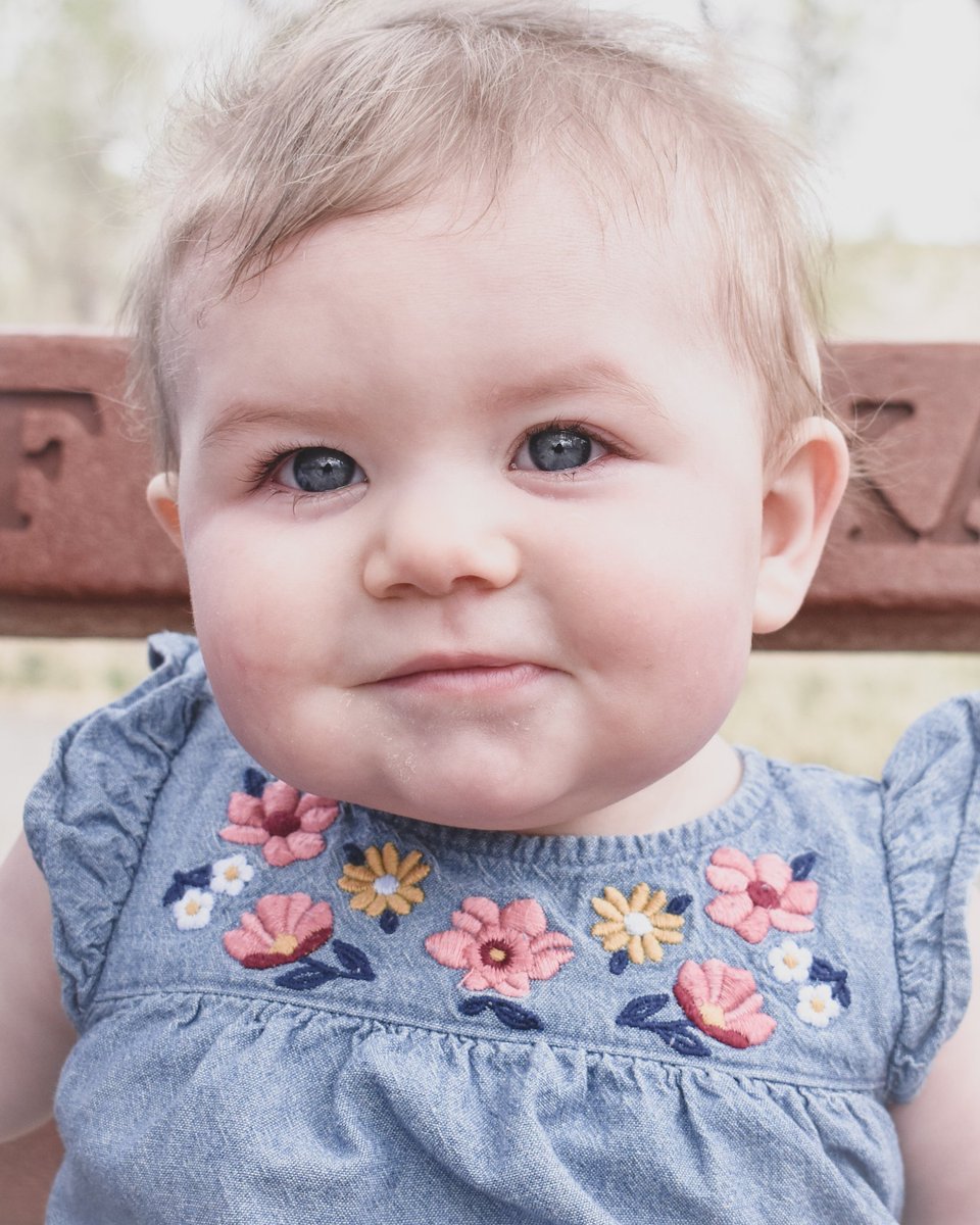 UriDPhotography's tweet photo. Such a sweet girl 💙
DM me to book your next shoot! 📸
#UriDPhotography #ForAllYourPhotoNeeds #Photography #Photographer #Photo #Photoshoot #SoCo #CO #SouthernColorado #Colorado #ColorfulColorado #ImagineCreateRepeat #BabyPhotos #BabyPhotography #BabyModel #BabyShoot https://t.co/dd62B4DOuP