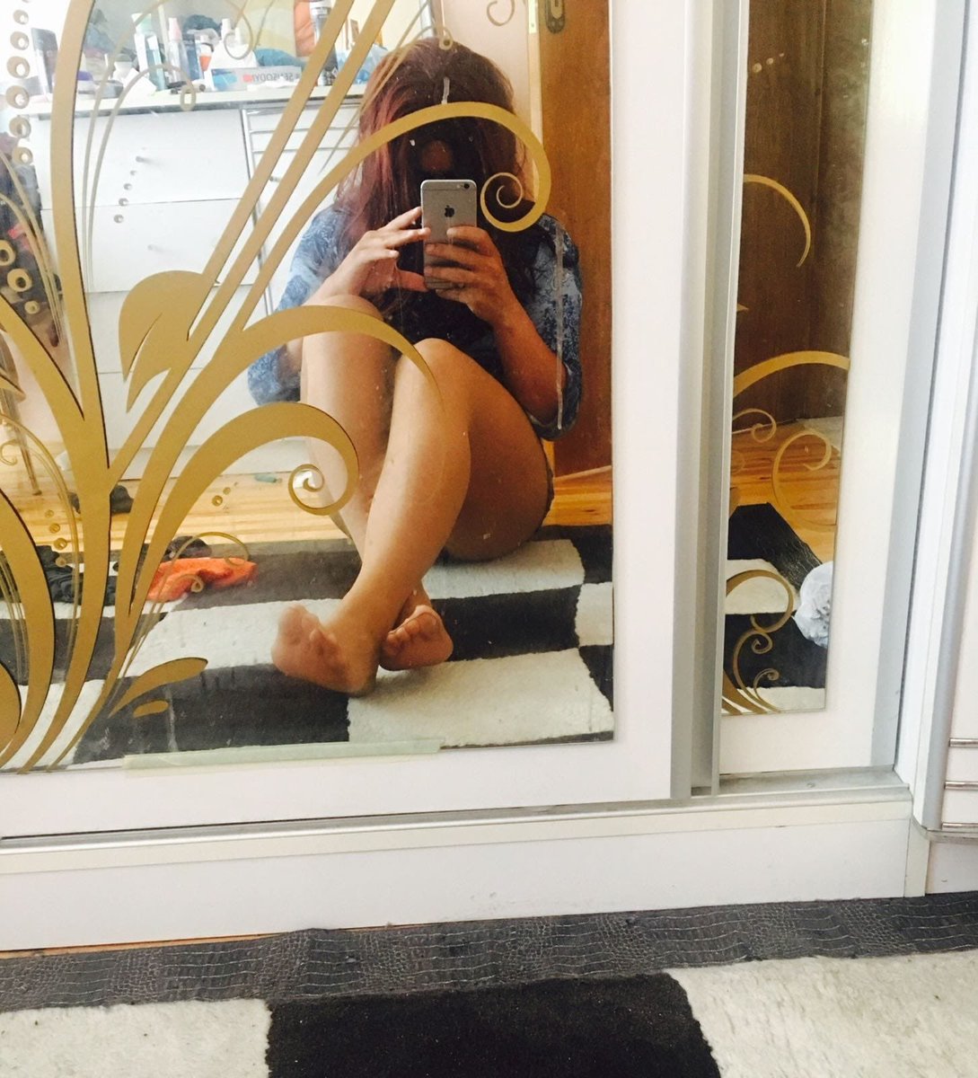 hande111011's tweet photo. @TurkGayPlatform çorlu civarı ciddi reel spor yapan fit genç aktifler dm ye bekleniyorsunuz 😈 yaş 28 yerim var ... https://t.co/JBXDyAToia