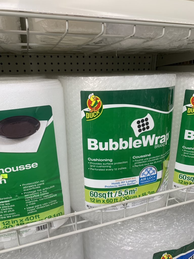 الامهات الجميلات في حال لو كنتي بتعلمين طفلك بالمنزل قبل الكتابة لازم تهيئة ، طيب كيف انا اهيئ طفلي ؟ 
- انشطة التوصيل
- انشطة القص 
- انشطة الصلصال 
- انشطة العجن 
- انشطة تقشير مثلاً اليوسفي ، الموز 
- انشطة الاعتماد على النفس ( فتح سحاب ..
- التدرج من السهل الى الصعب مهم جداً