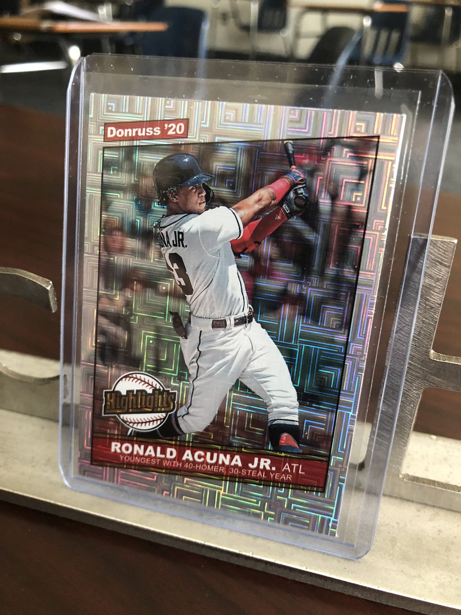 HardinCards's tweet photo. Always nice cracking a simple Donruss fat pack and finding a quality PC add! Vector for the win! @CardsChop @kylerulez #RipEverything #HardinTheCards https://t.co/wA4TjEFui7